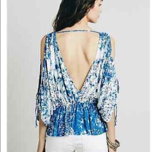 Free People Abracadabra Cold Shoulder Floral V-Neck Top Indigo Combo - Size: S - Picture 6 of 16